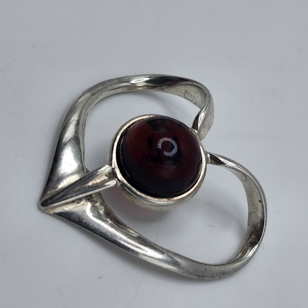 BEAUTIFUL Sterling Silver Heart Pendant with Garnet Red Stone.  Tested.